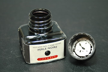 J.HERBIN 　PERLE NOIRE